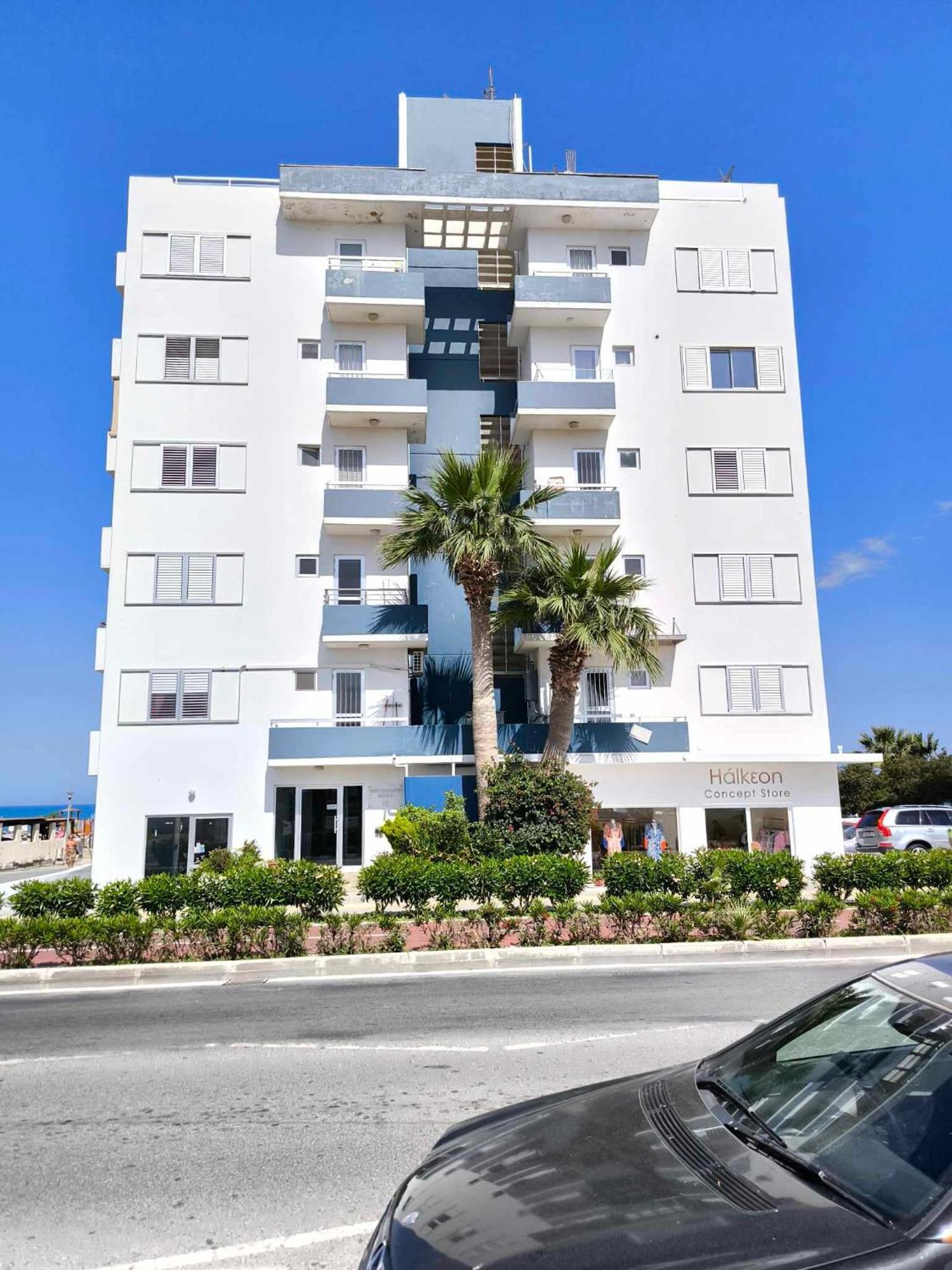 13 Sandy Beach Mackenzie Larnaca Exteriér fotografie